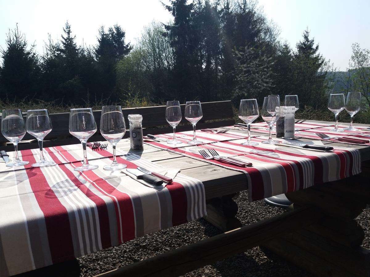 Dochamps Auberge "La Fourchette Paysanne" מראה חיצוני תמונה